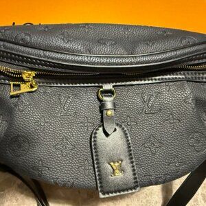 LV Fashion XL Bumbag in All Black!